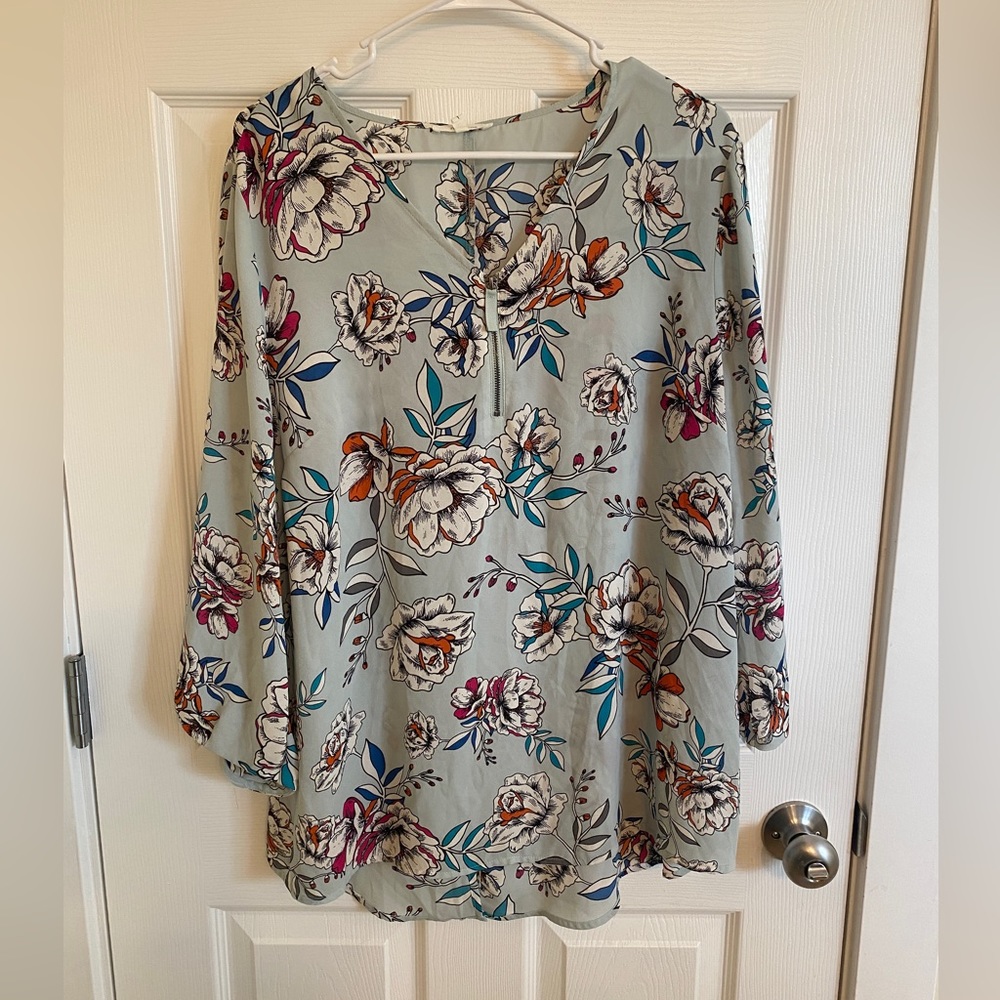 Maurices Flowy Flower Top - Light Blue XL